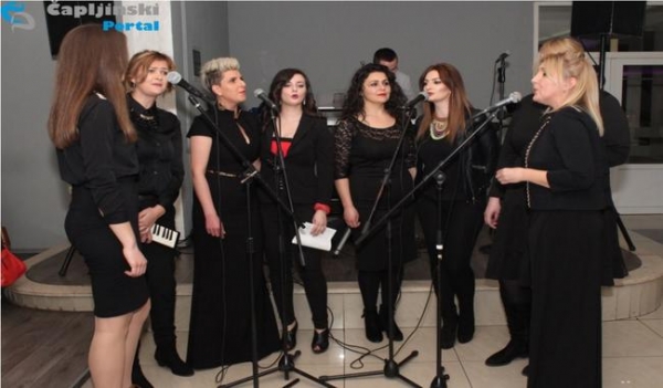 Ženska klapa ''Lira'' nastupila na proslavi Međunarodnog dana žena