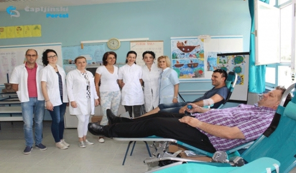 [FOTO] U Trebižatu održana akcija dobrovoljnog darivanja krvi